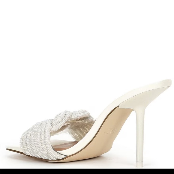 Steve Madden Applaud Pearl Embellished Knot Square Toe Dress Sandals - Picture 3 of 6